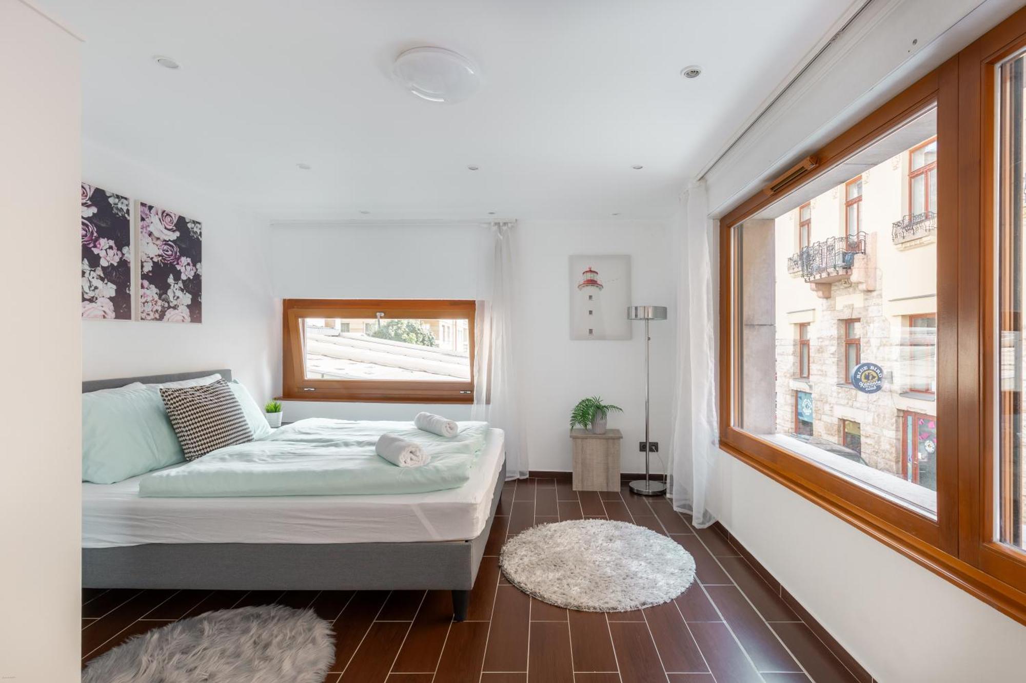 Apartamento Space In Gozsdu Budapest Exterior foto